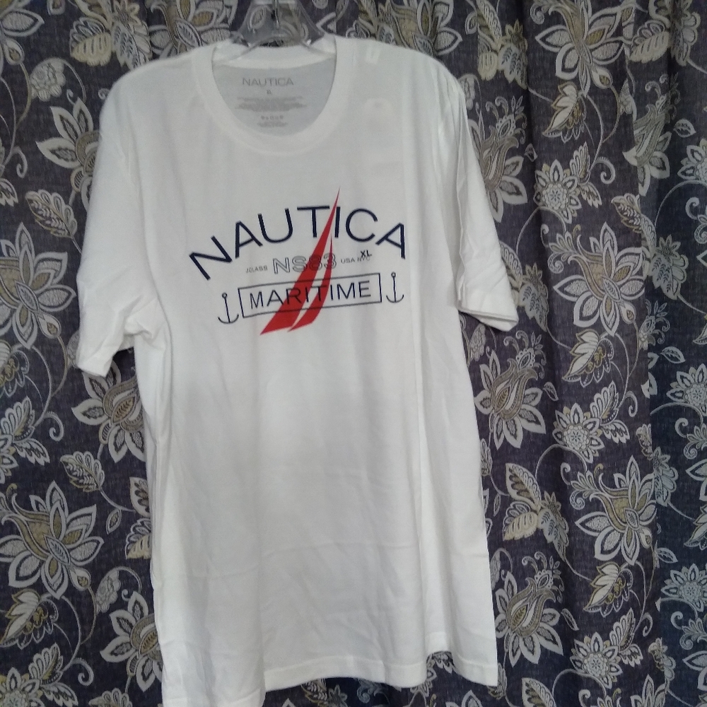 🦨Nautica Graphic T-shirt White XL